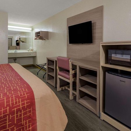 Rodeway Inn Elkton Εξωτερικό φωτογραφία