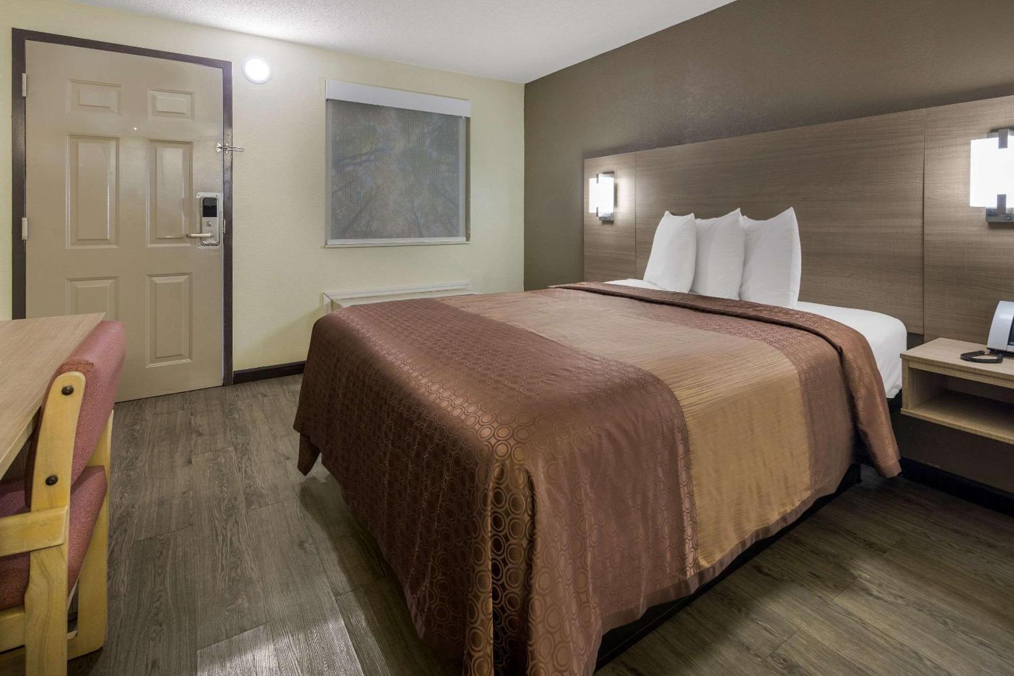 Rodeway Inn Elkton Εξωτερικό φωτογραφία