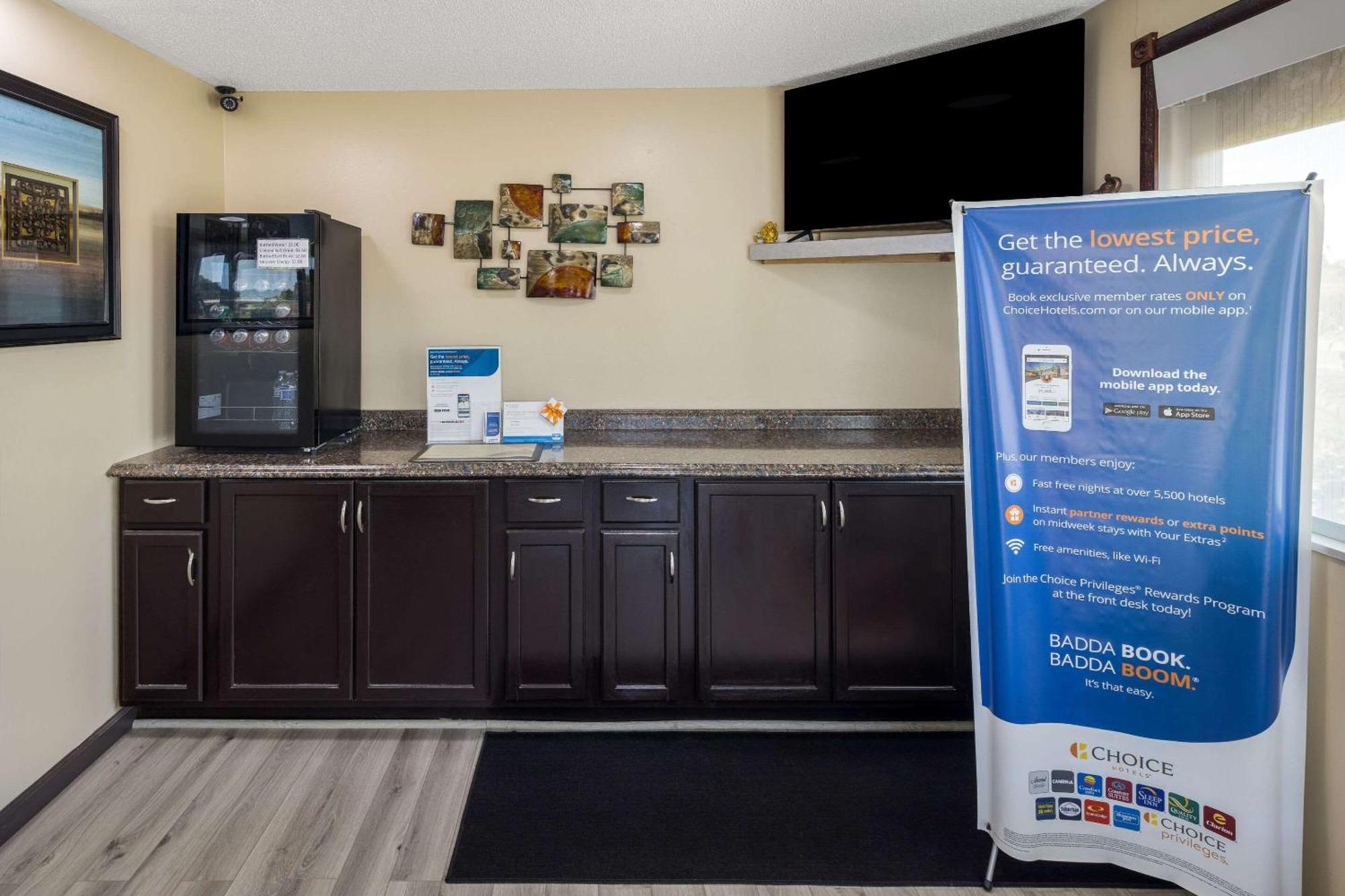 Rodeway Inn Elkton Εξωτερικό φωτογραφία