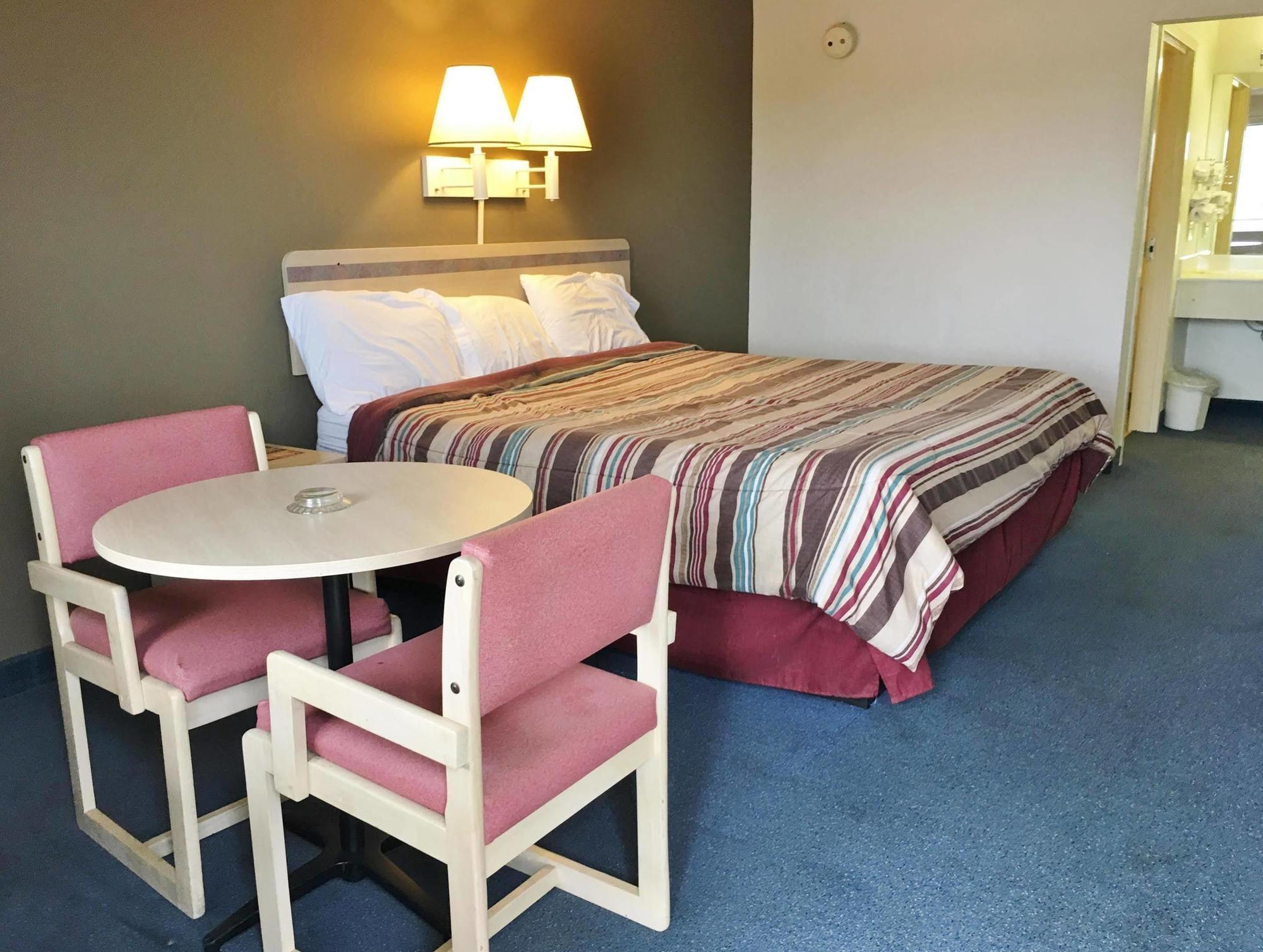 Rodeway Inn Elkton Εξωτερικό φωτογραφία